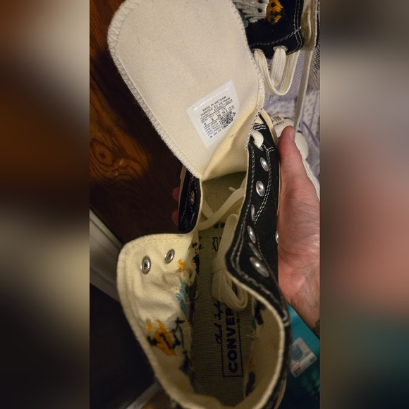 Halloween Embroidery Converse - Picture 5 of 10